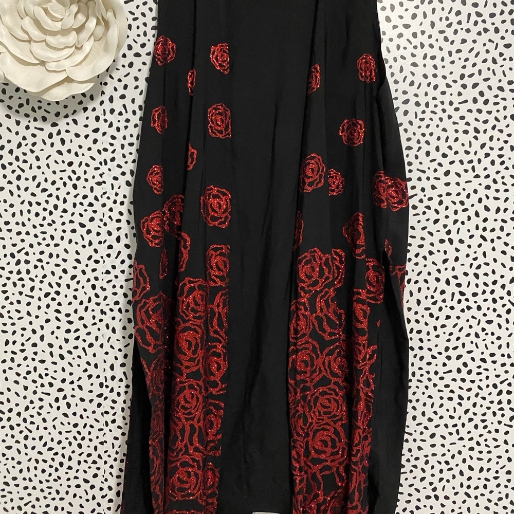 Lularoe Joy (black and red glitter)